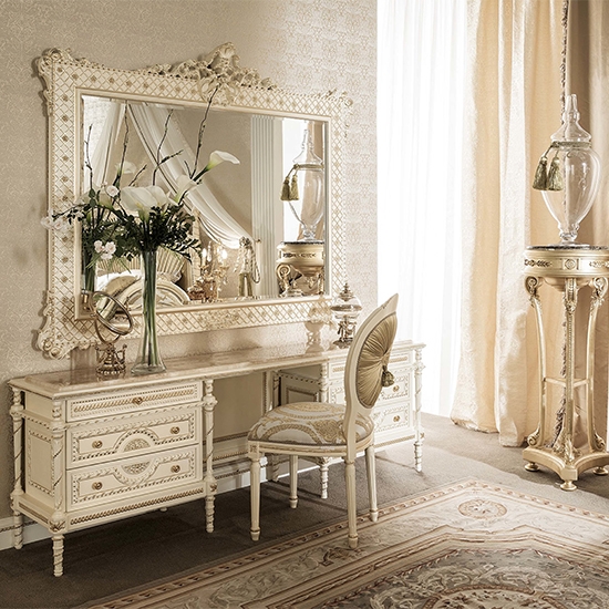 Luxury fésülködő asztal és tükör